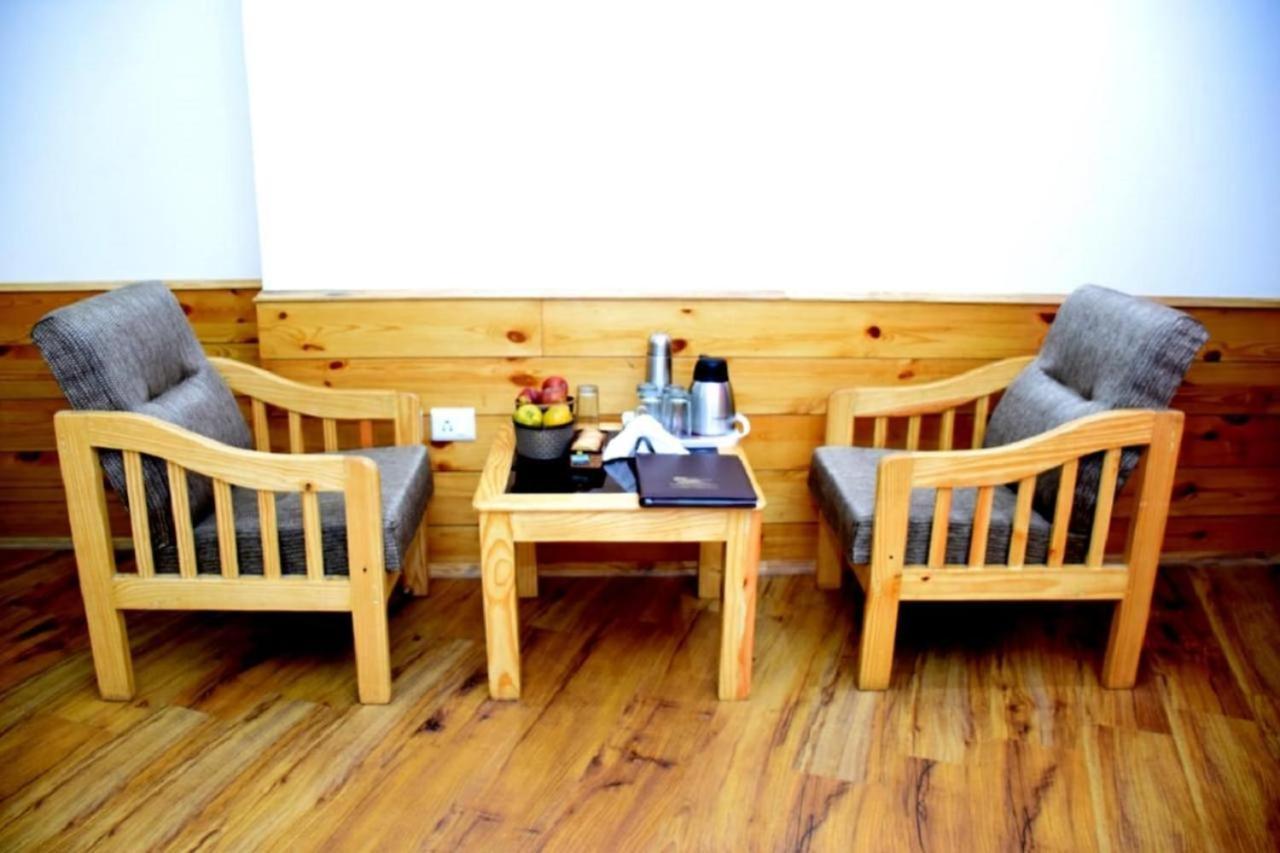 מנאלי Hotel Nirmal Chhaya מראה חיצוני תמונה