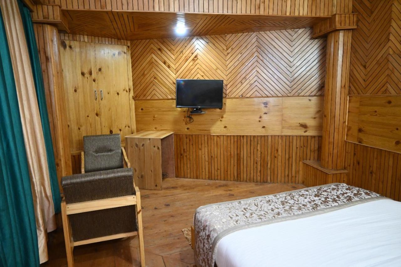 מנאלי Hotel Nirmal Chhaya מראה חיצוני תמונה