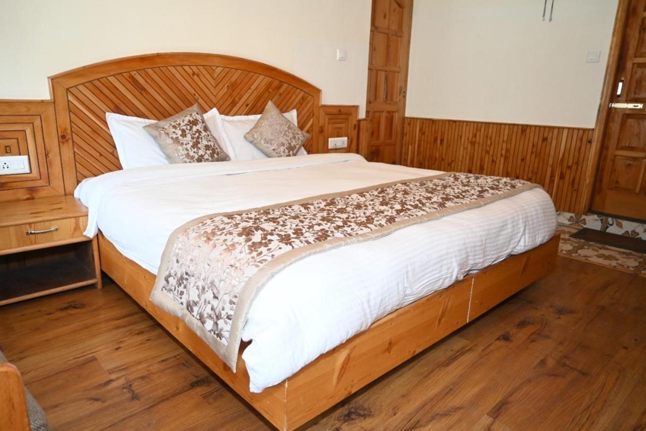 מנאלי Hotel Nirmal Chhaya מראה חיצוני תמונה