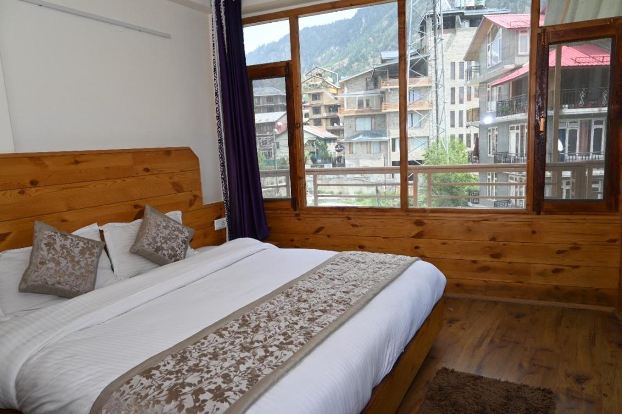 מנאלי Hotel Nirmal Chhaya מראה חיצוני תמונה