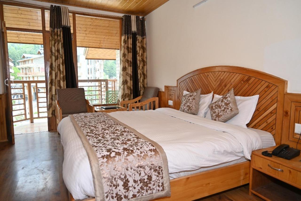 מנאלי Hotel Nirmal Chhaya מראה חיצוני תמונה