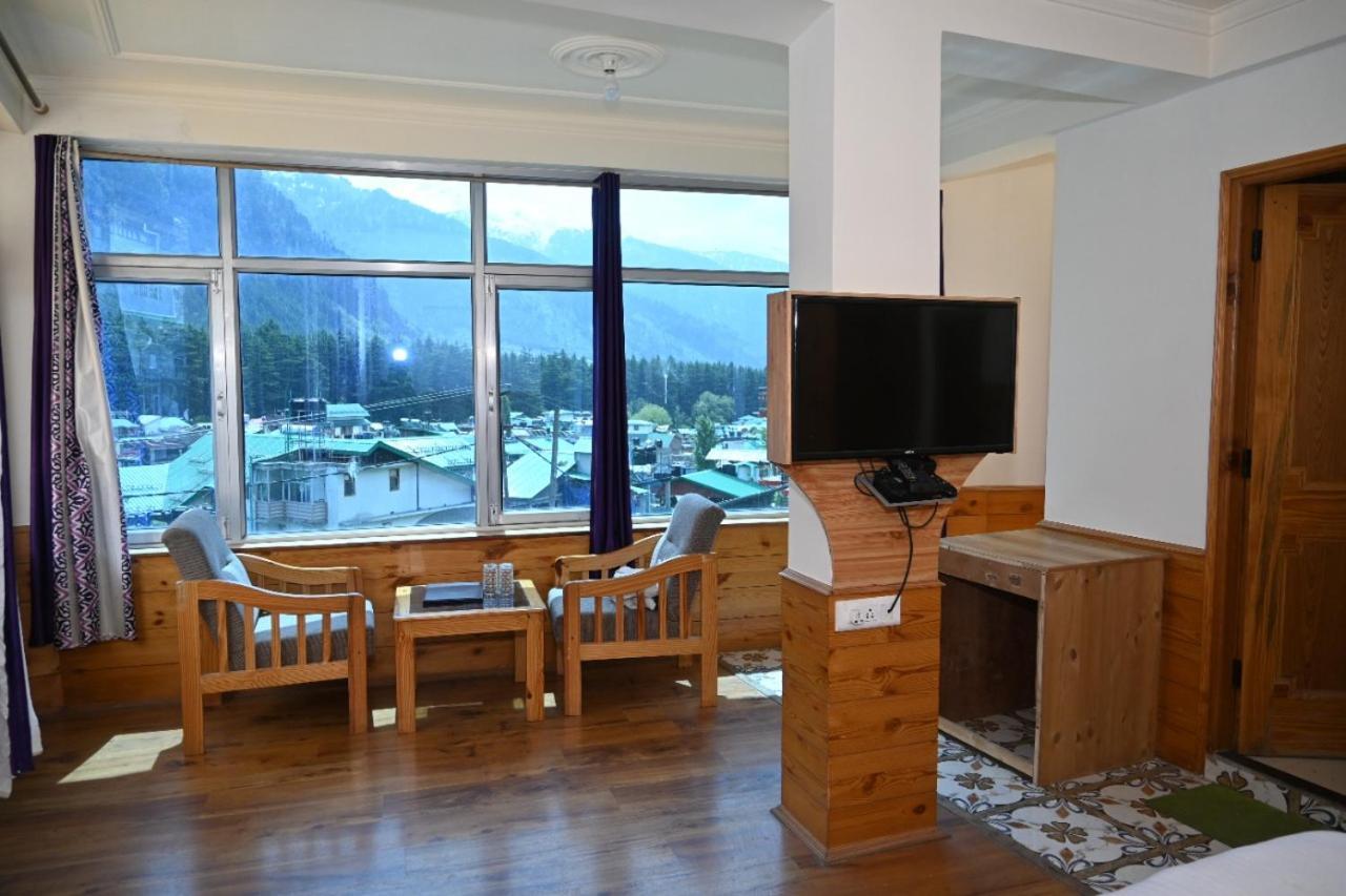 מנאלי Hotel Nirmal Chhaya מראה חיצוני תמונה