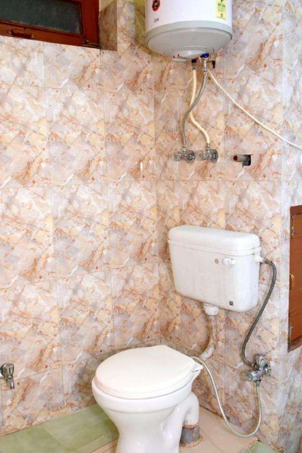 מנאלי Hotel Nirmal Chhaya מראה חיצוני תמונה